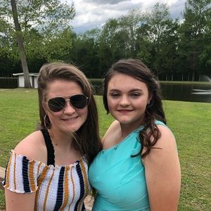 Meet your Posher, Katie &